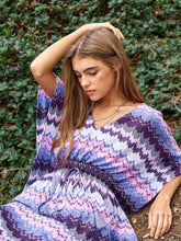 Load image into Gallery viewer, Davi &amp; Dani Multi Color Wavy Tie Waist Flowy Sleeve Kaftan Dress
