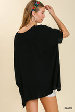 Load image into Gallery viewer, UMGEE Tropical Embroidery V-Neck Kaftan Top with No Lining
