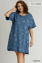 Load image into Gallery viewer, UMGEE Short Sleeve Round Neck Graphic Dress
